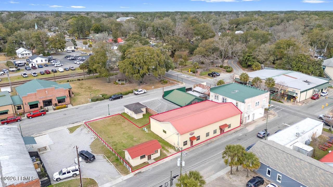 601 Green Street - Photo 1