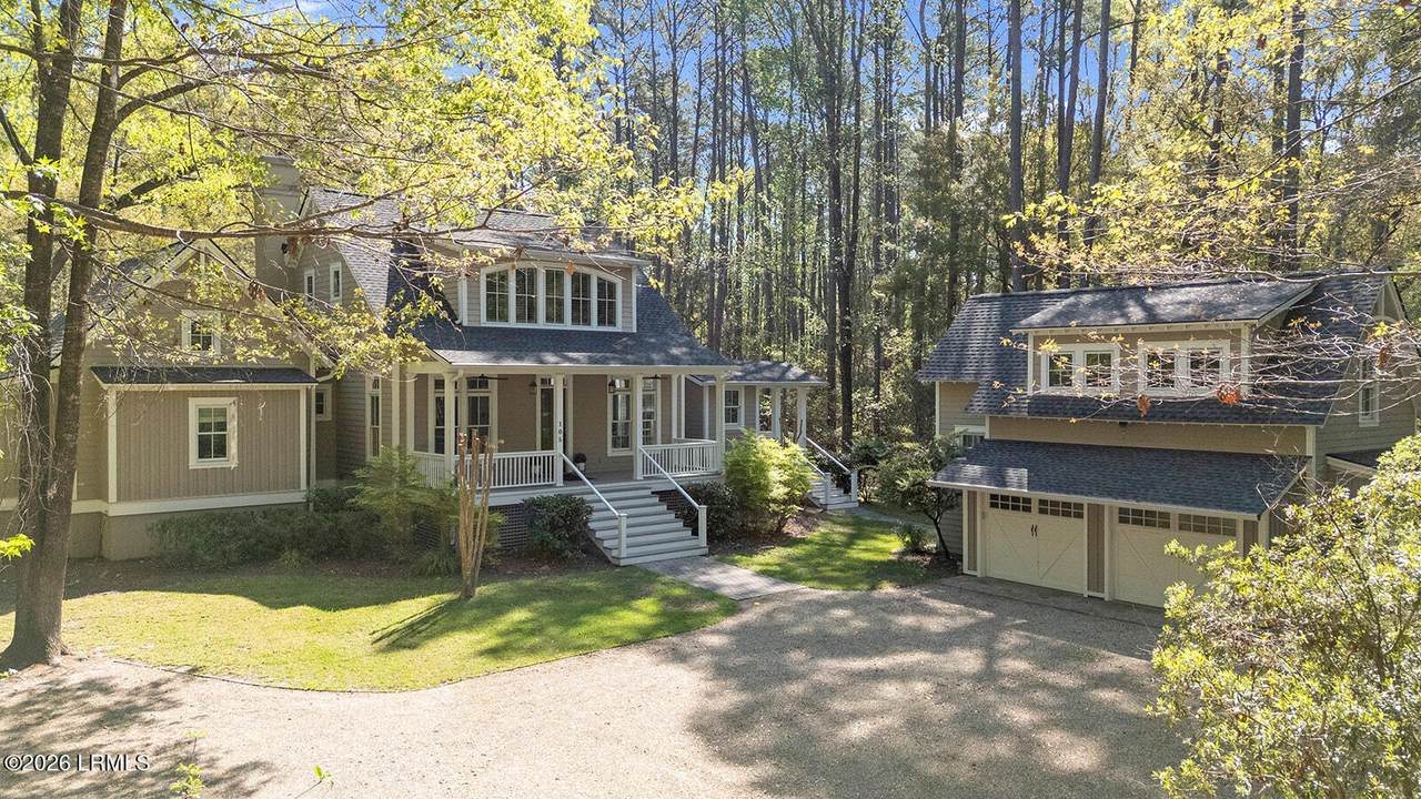 105 Barnaby Bluff - Photo 1