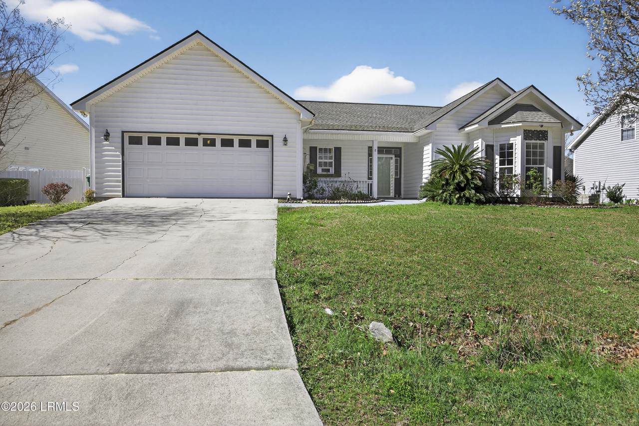 8 Parrot Creek Drive - Photo 1