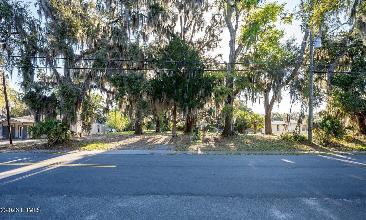 https://bt-photos.global.ssl.fastly.net/beaufortsc/1280_boomver_2_195260-2.jpg