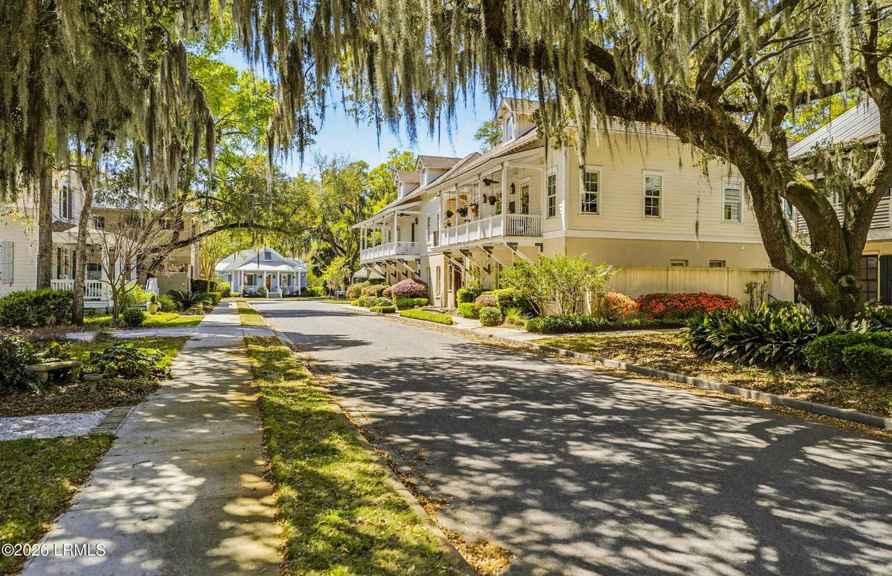 https://bt-photos.global.ssl.fastly.net/beaufortsc/1280_boomver_1_195508-2.jpg