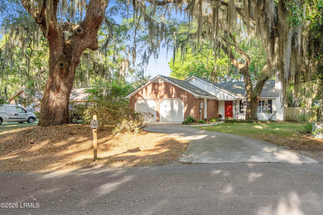 https://bt-photos.global.ssl.fastly.net/beaufortsc/1280_boomver_1_195517-2.jpg