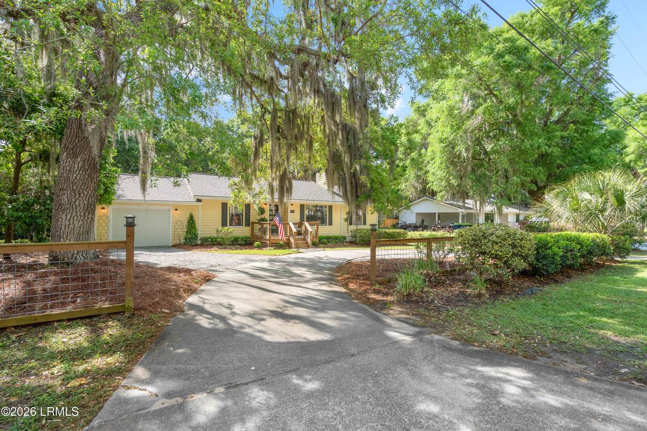 https://bt-photos.global.ssl.fastly.net/beaufortsc/1280_boomver_1_195522-2.jpg