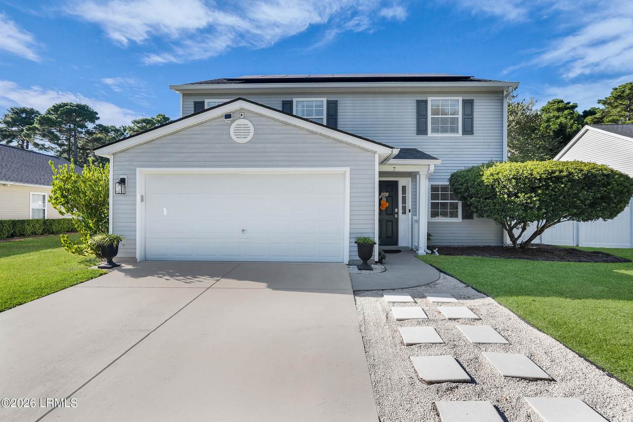 7 Lakeside Drive - Photo 1
