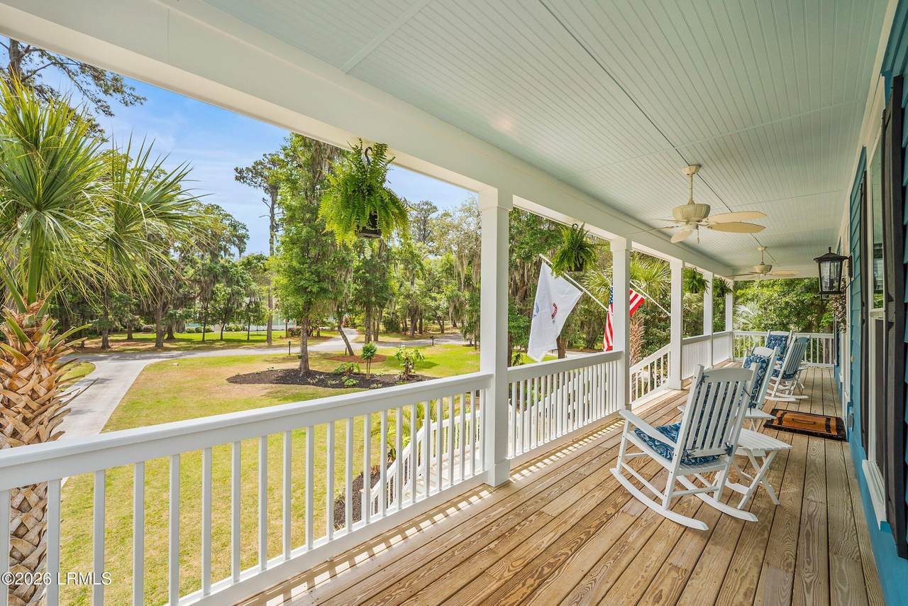 https://bt-photos.global.ssl.fastly.net/beaufortsc/orig_boomver_1_195621-2.jpg