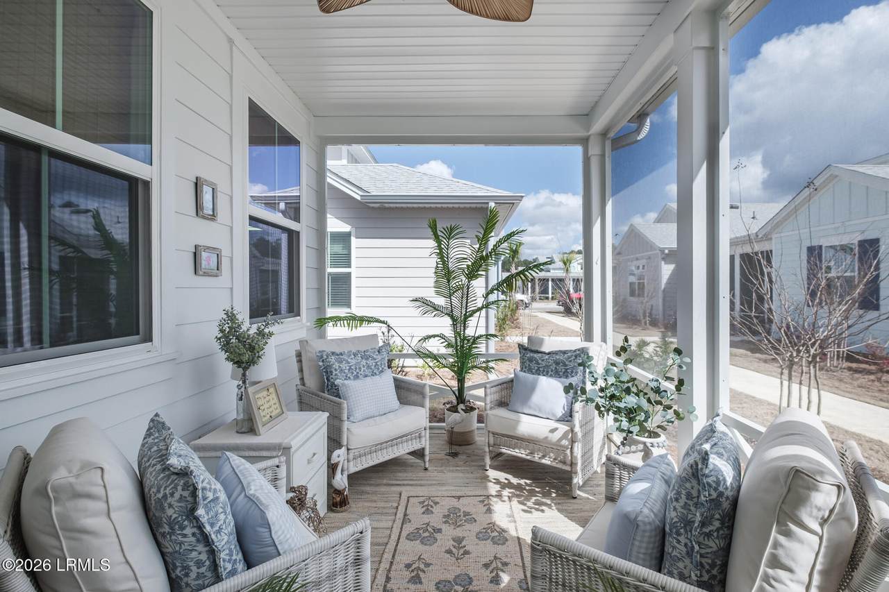 171 Tropics Avenue - Photo 1