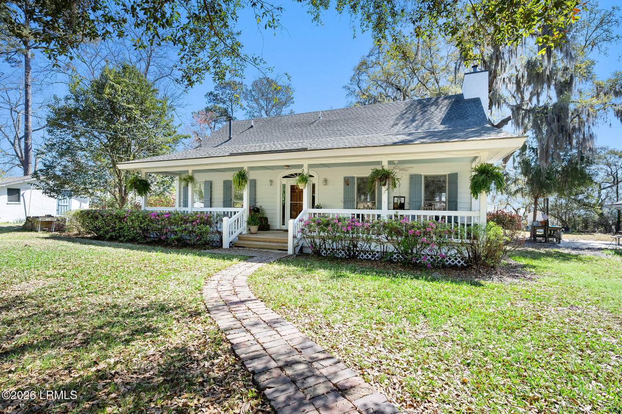 https://bt-photos.global.ssl.fastly.net/beaufortsc/1280_boomver_1_195770-2.jpg