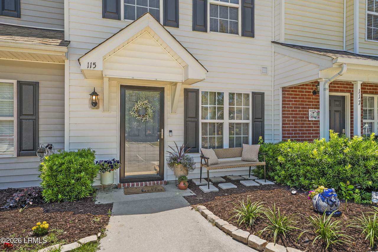 115 Bella Way - Photo 1