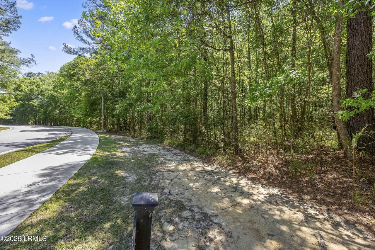 https://bt-photos.global.ssl.fastly.net/beaufortsc/orig_boomver_1_195855-2.jpg