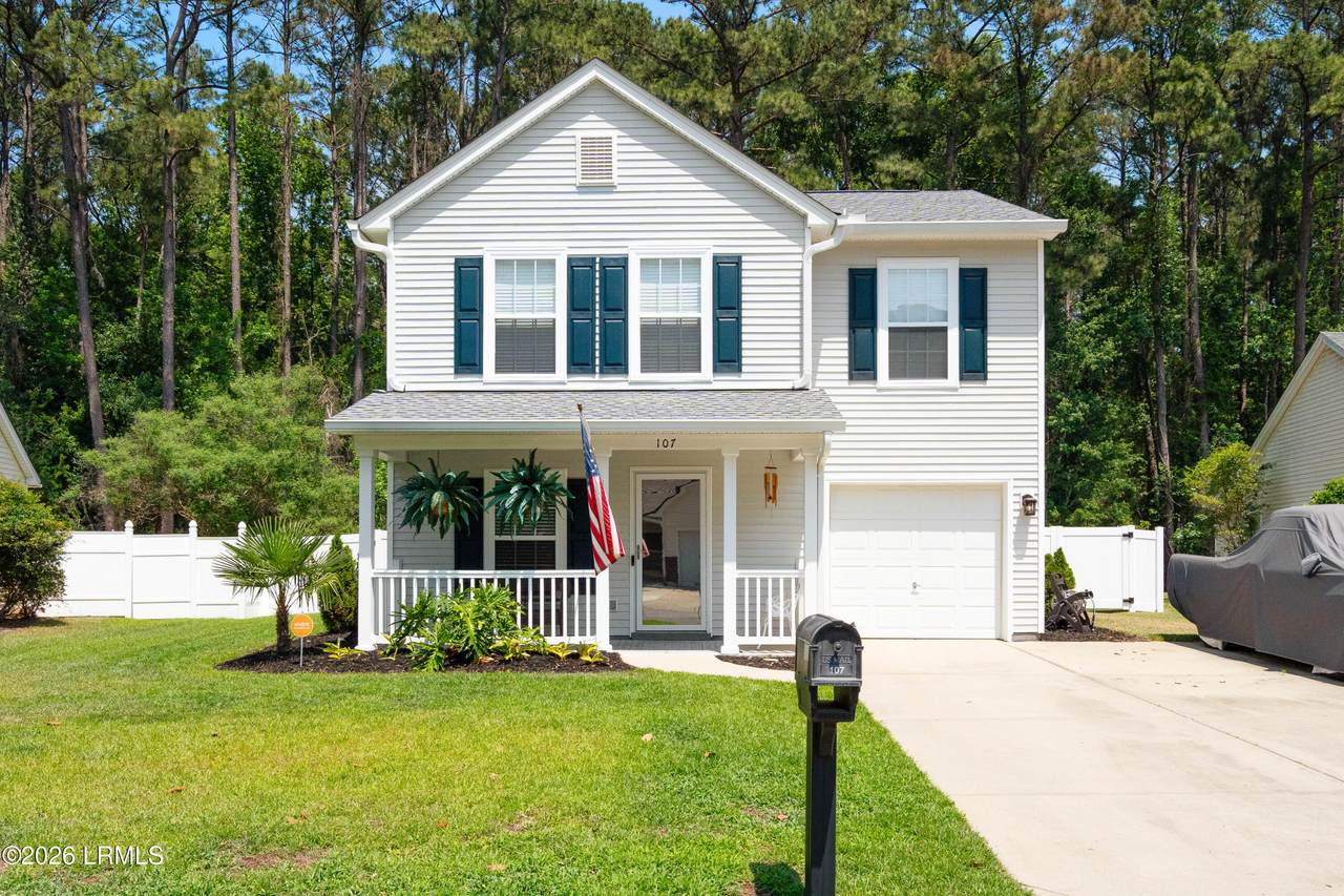 107 Holly Ridge Drive - Photo 1