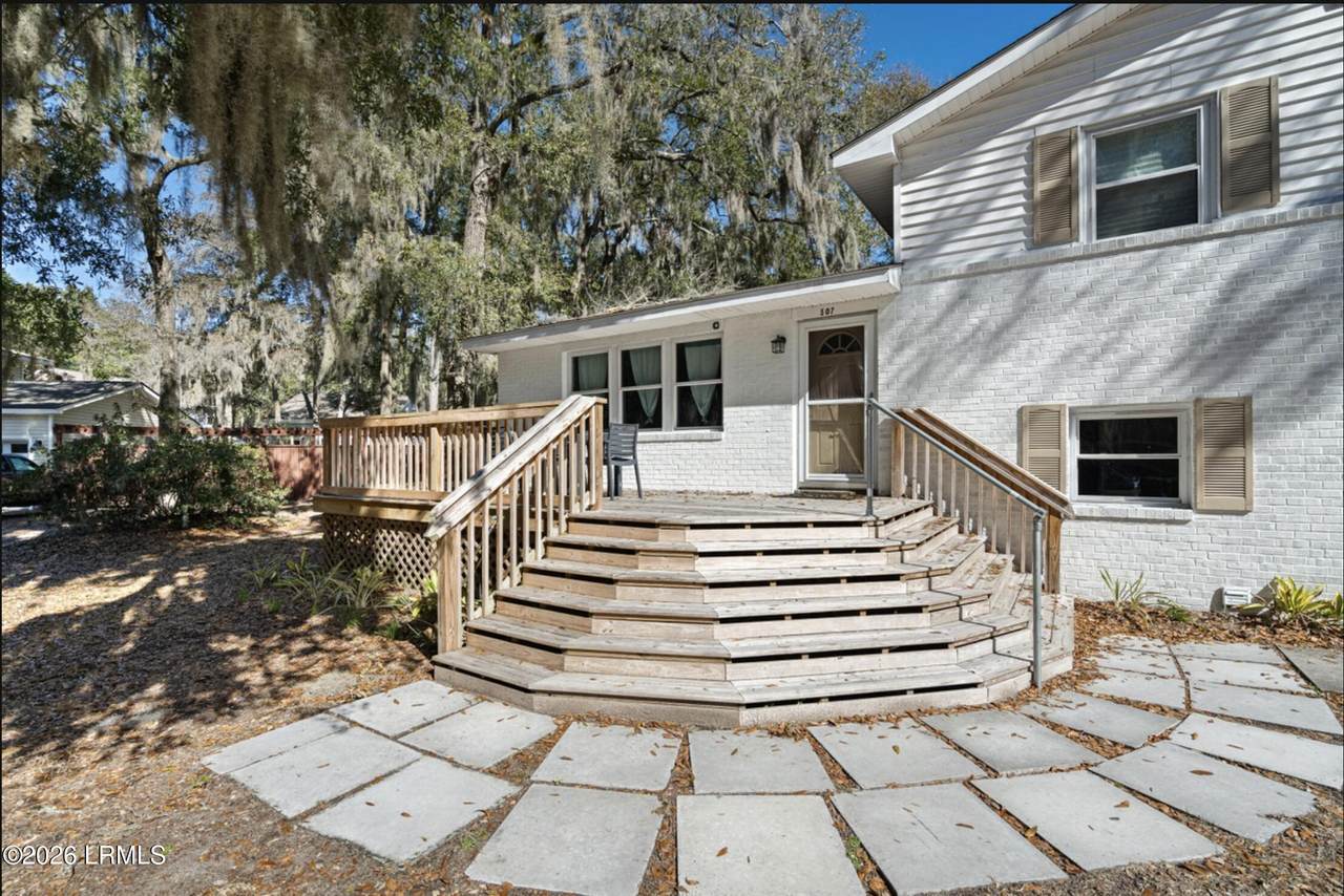 https://bt-photos.global.ssl.fastly.net/beaufortsc/1280_boomver_1_195974-2.jpg