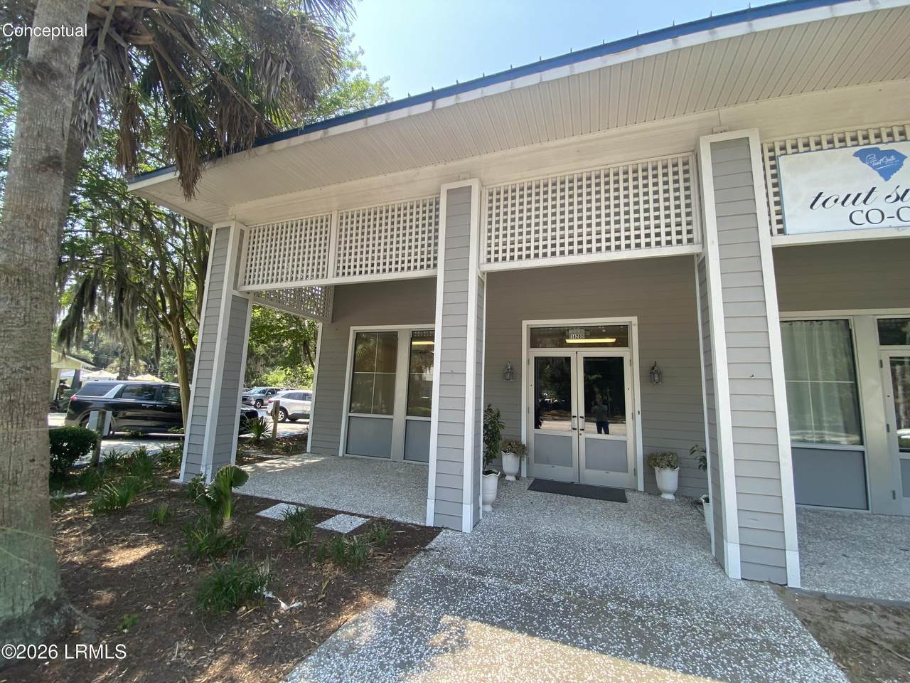 1420 Ribaut Road - Photo 1