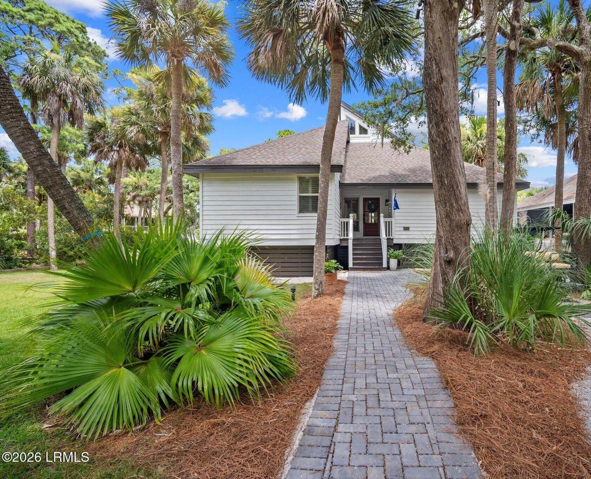 239 Deerfield Court - Photo 1