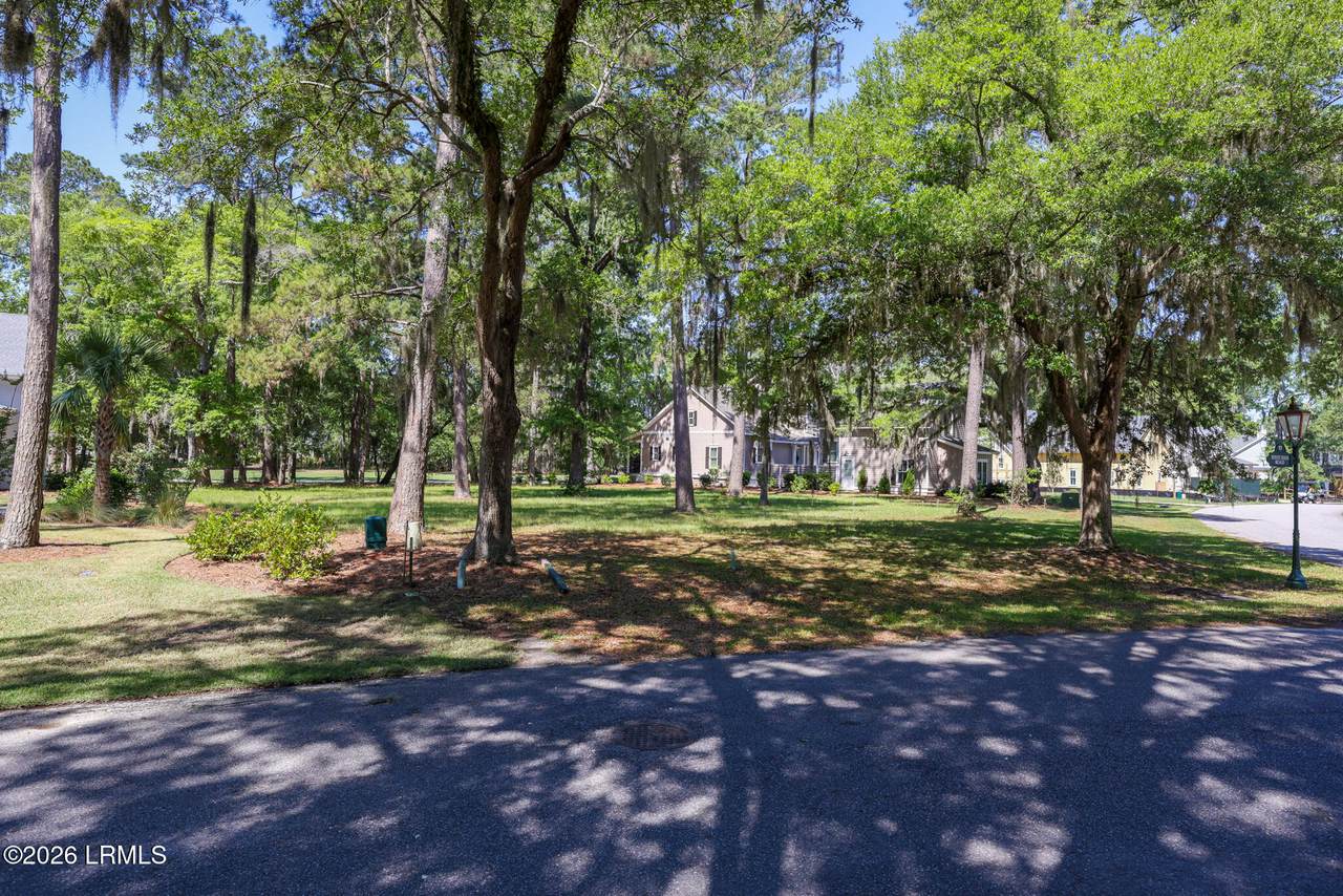 https://bt-photos.global.ssl.fastly.net/beaufortsc/1280_boomver_1_196077-2.jpg