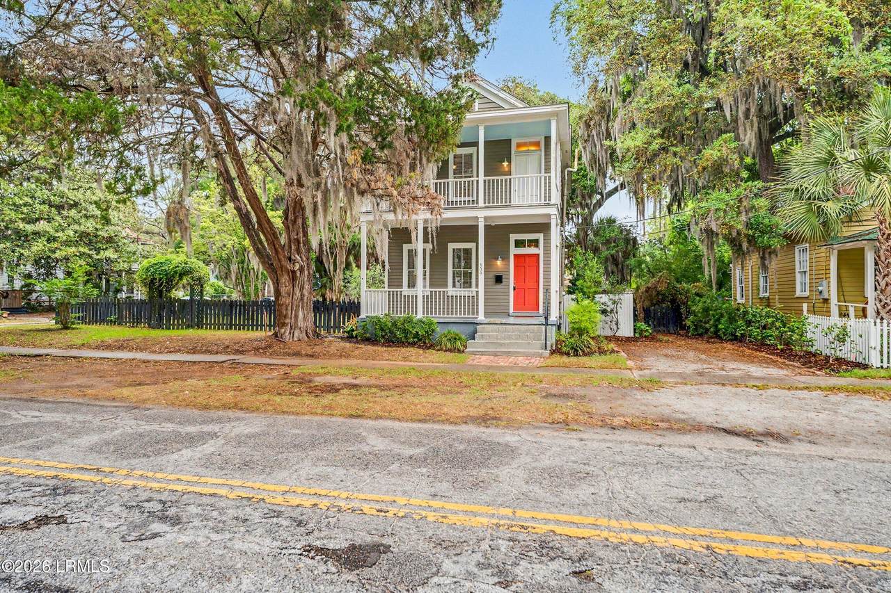 809 Duke Street - Photo 1