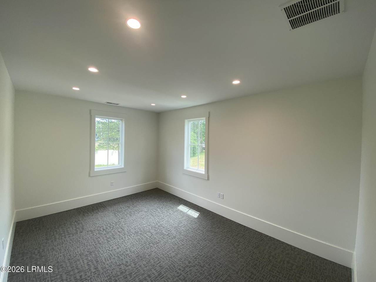 101 Lady's Island Commons - Photo 1