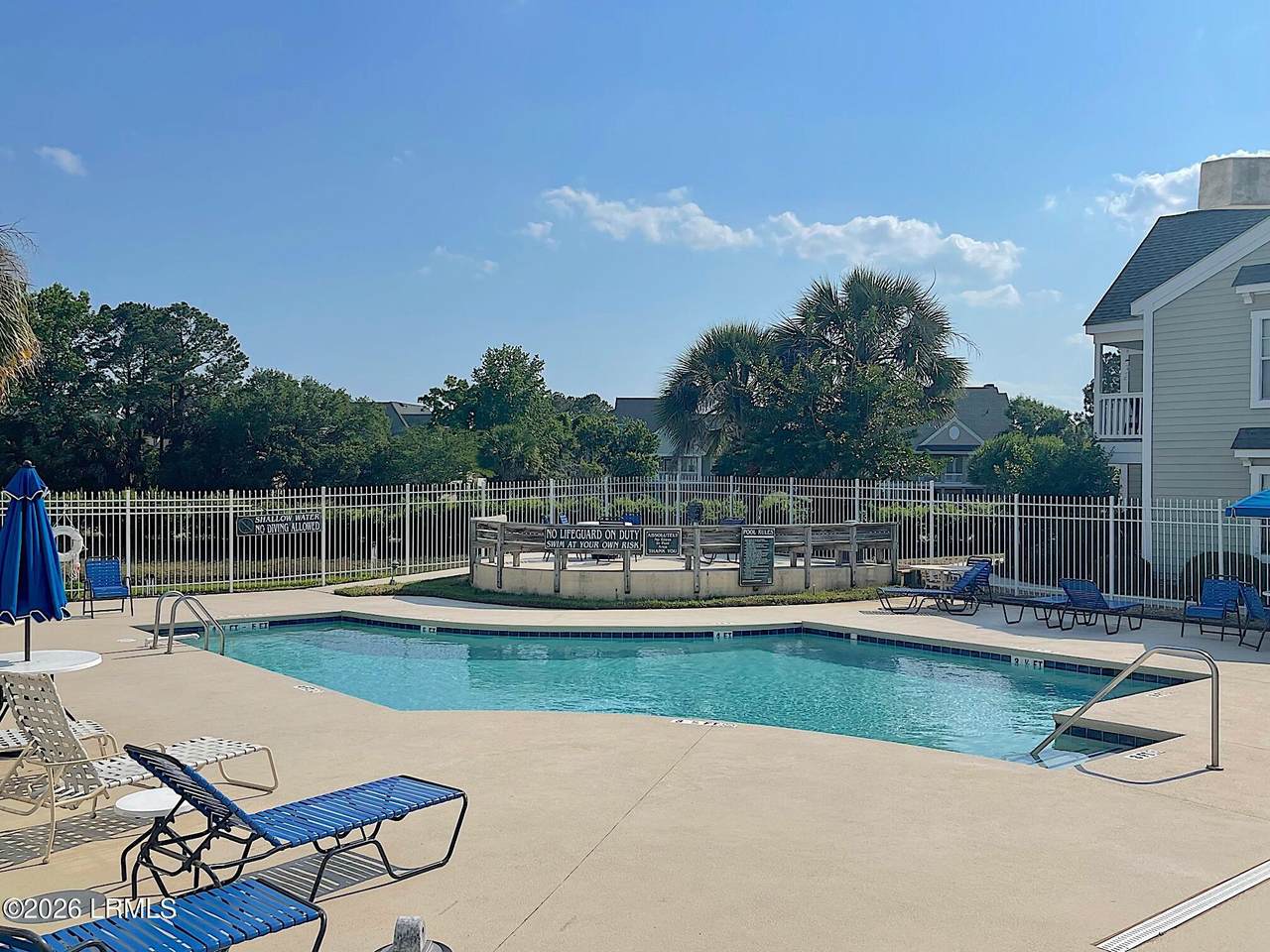 https://bt-photos.global.ssl.fastly.net/beaufortsc/1280_boomver_1_196184-2.jpg