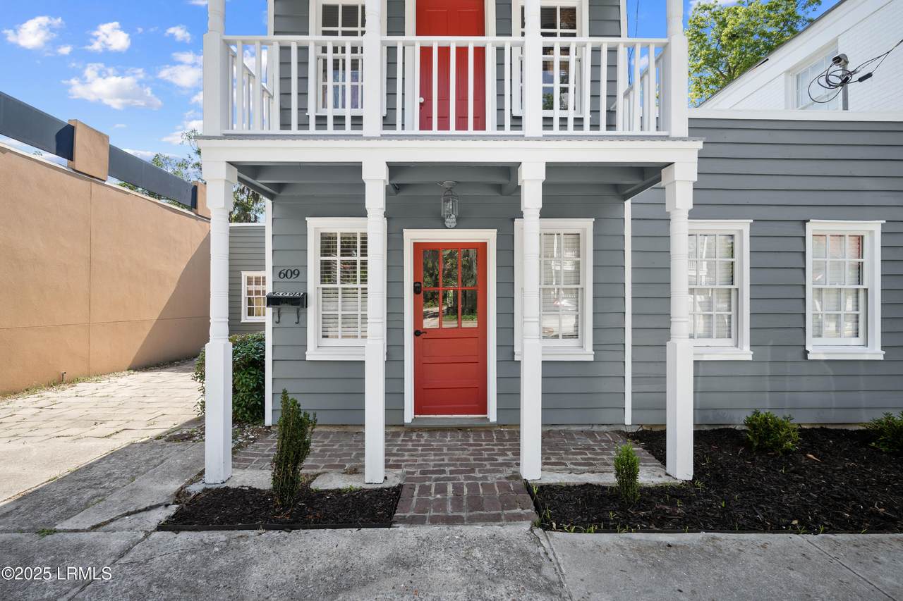 609 Carteret Street - Photo 1