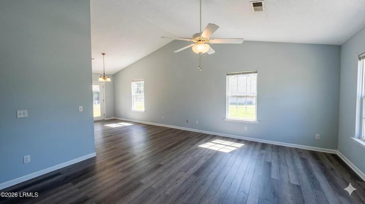https://bt-photos.global.ssl.fastly.net/beaufortsc/1280_boomver_1_196238-2.jpg