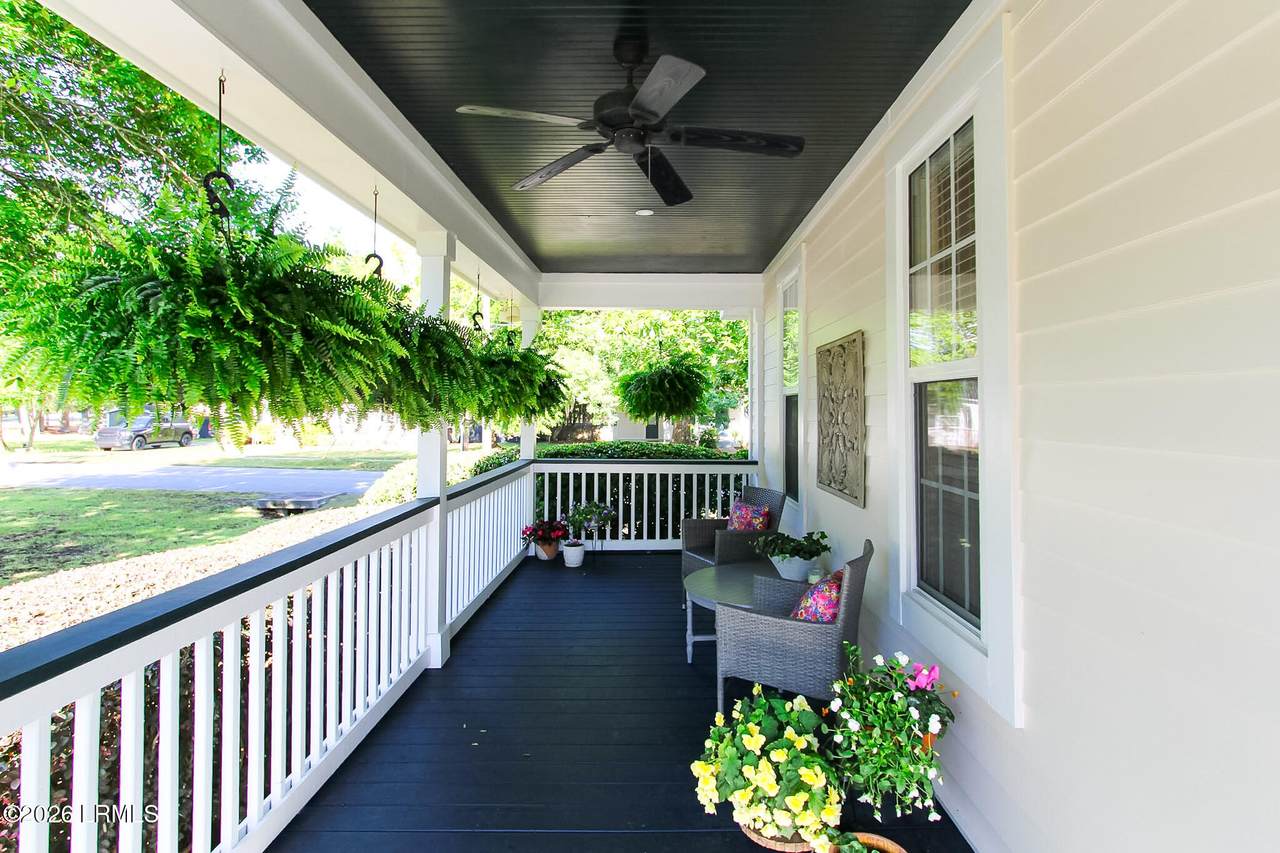 https://bt-photos.global.ssl.fastly.net/beaufortsc/1280_boomver_1_196245-2.jpg