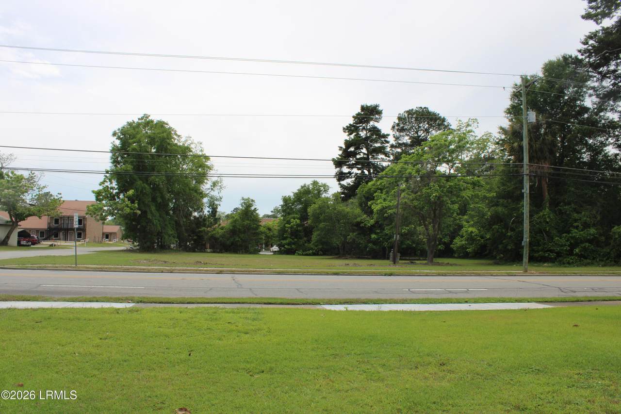 https://bt-photos.global.ssl.fastly.net/beaufortsc/1280_boomver_1_196251-2.jpg