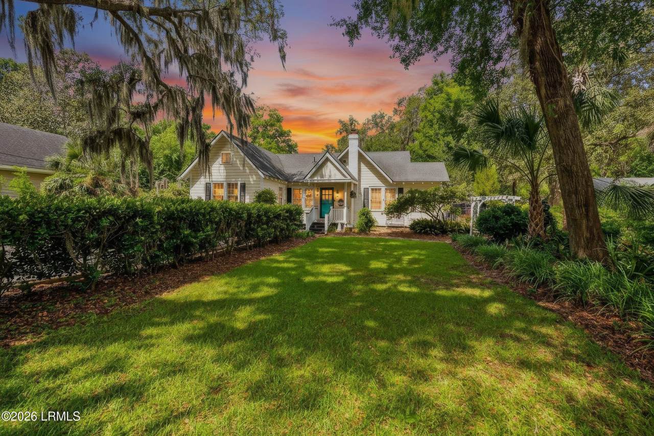 510 Ribaut Road - Photo 1