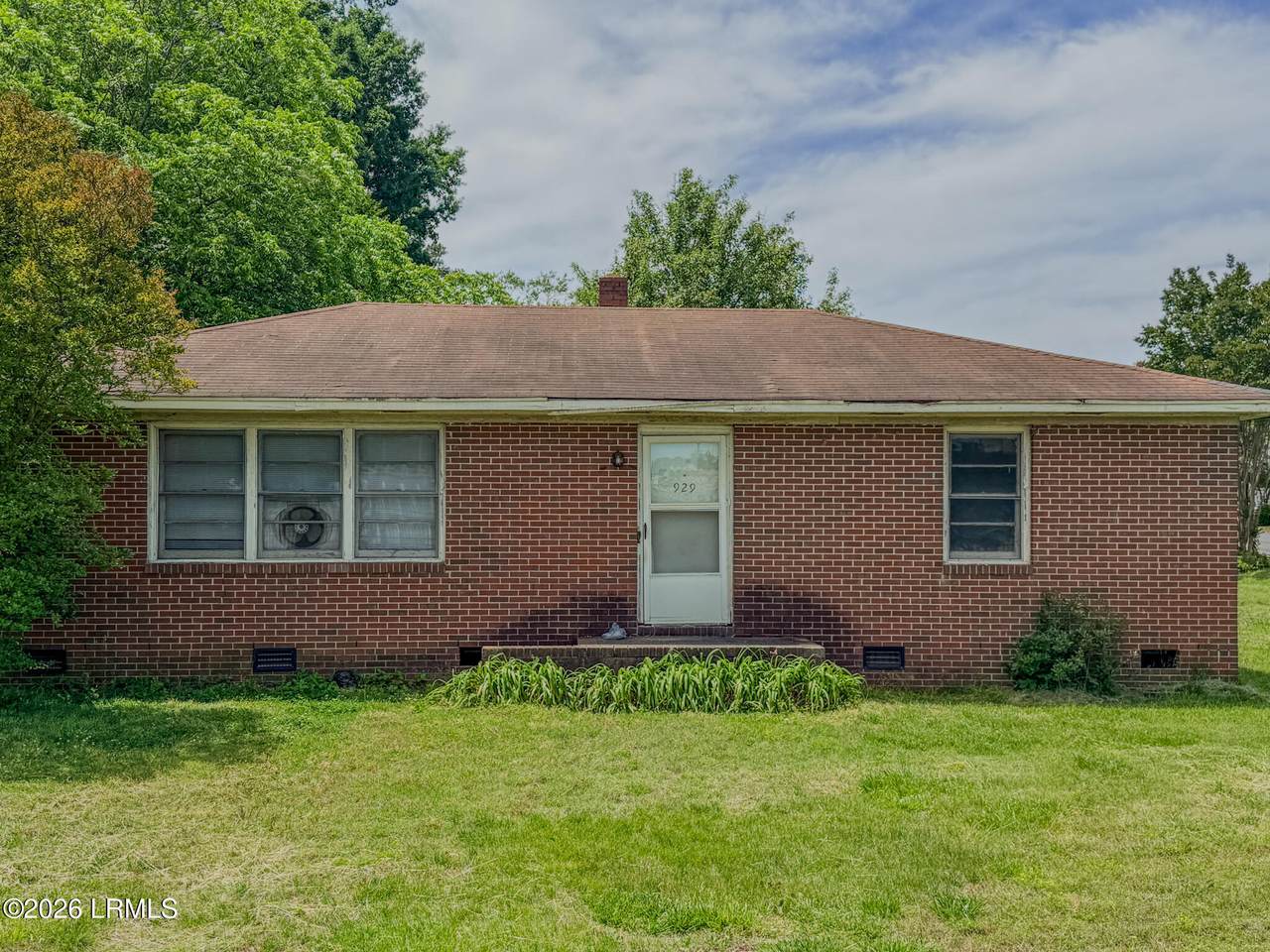 929 Mt Gallant Road - Photo 1