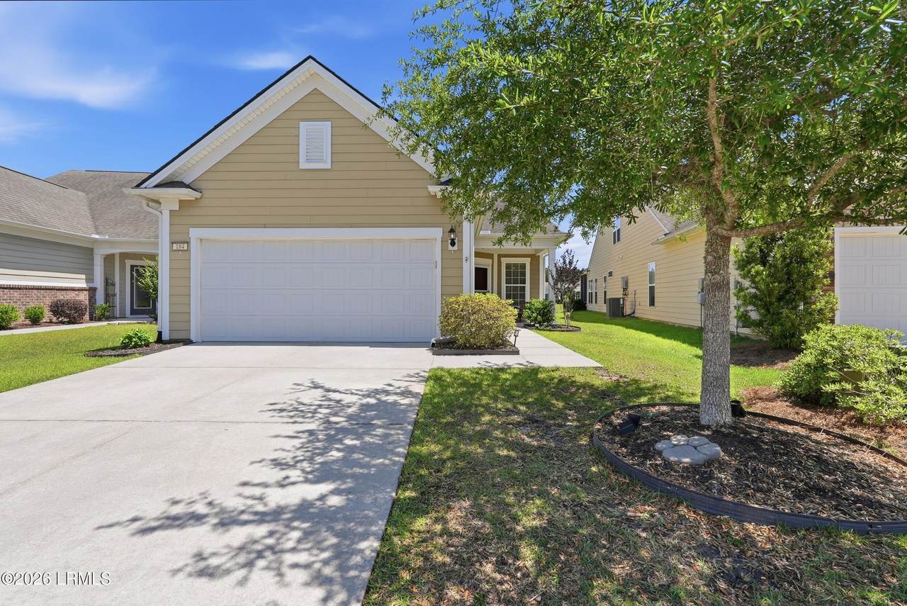 184 Heathwood Drive - Photo 1