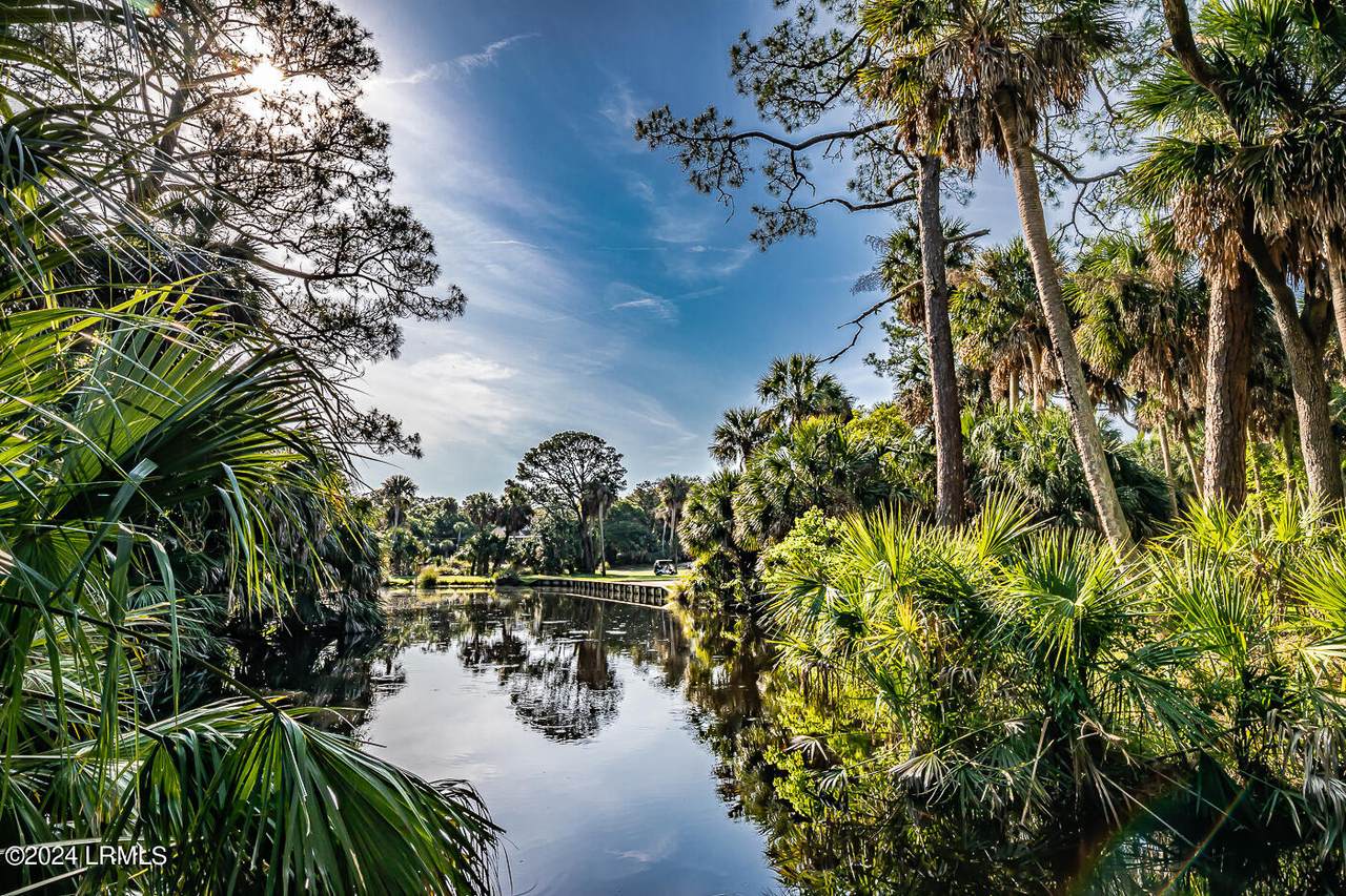 https://bt-photos.global.ssl.fastly.net/beaufortsc/1280_boomver_1_196455-2.jpg
