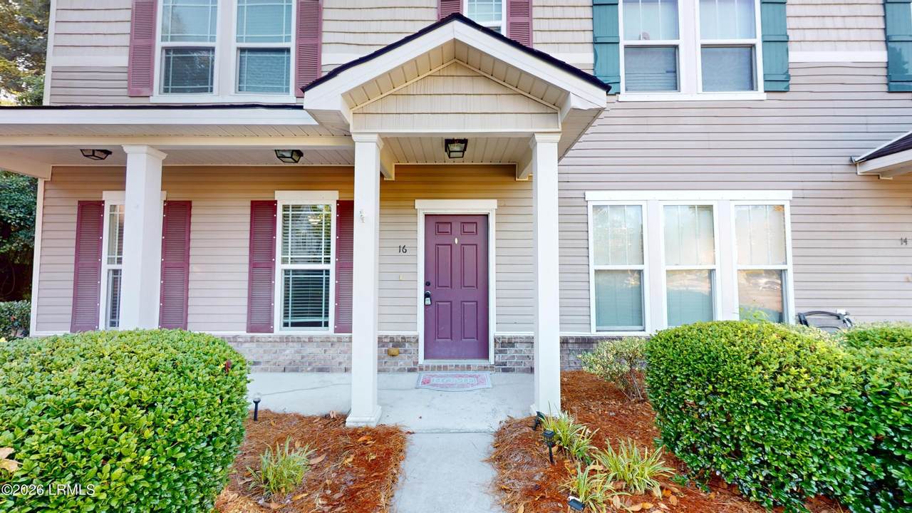 16 Moon Beam Court - Photo 1