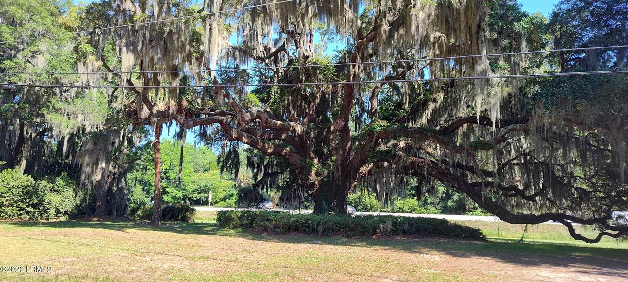 https://bt-photos.global.ssl.fastly.net/beaufortsc/1280_boomver_1_196466-2.jpg