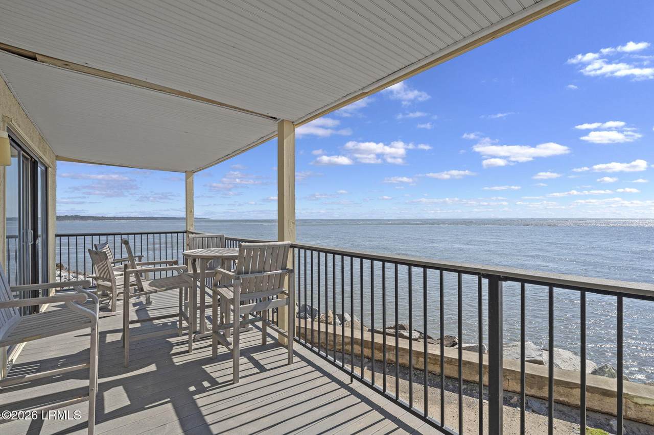 612 Newhaven Court - Photo 1