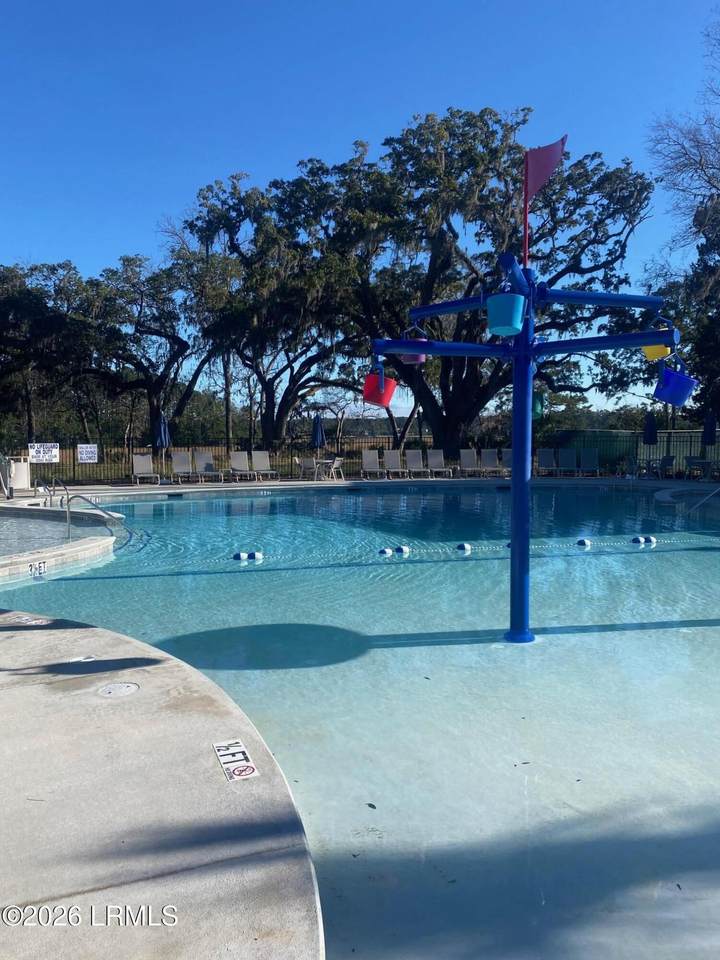 https://bt-photos.global.ssl.fastly.net/beaufortsc/1280_boomver_1_196646-2.jpg
