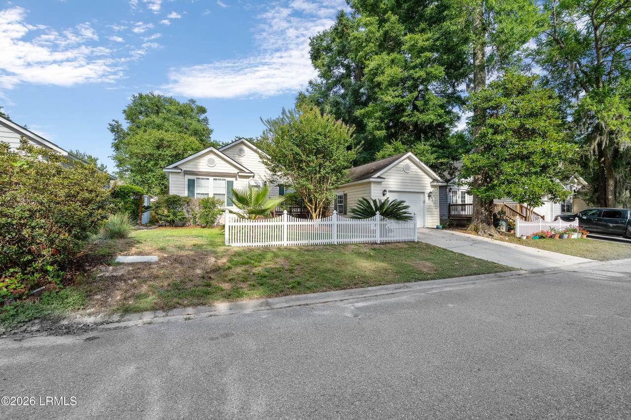 8 Wateree Court - Photo 1