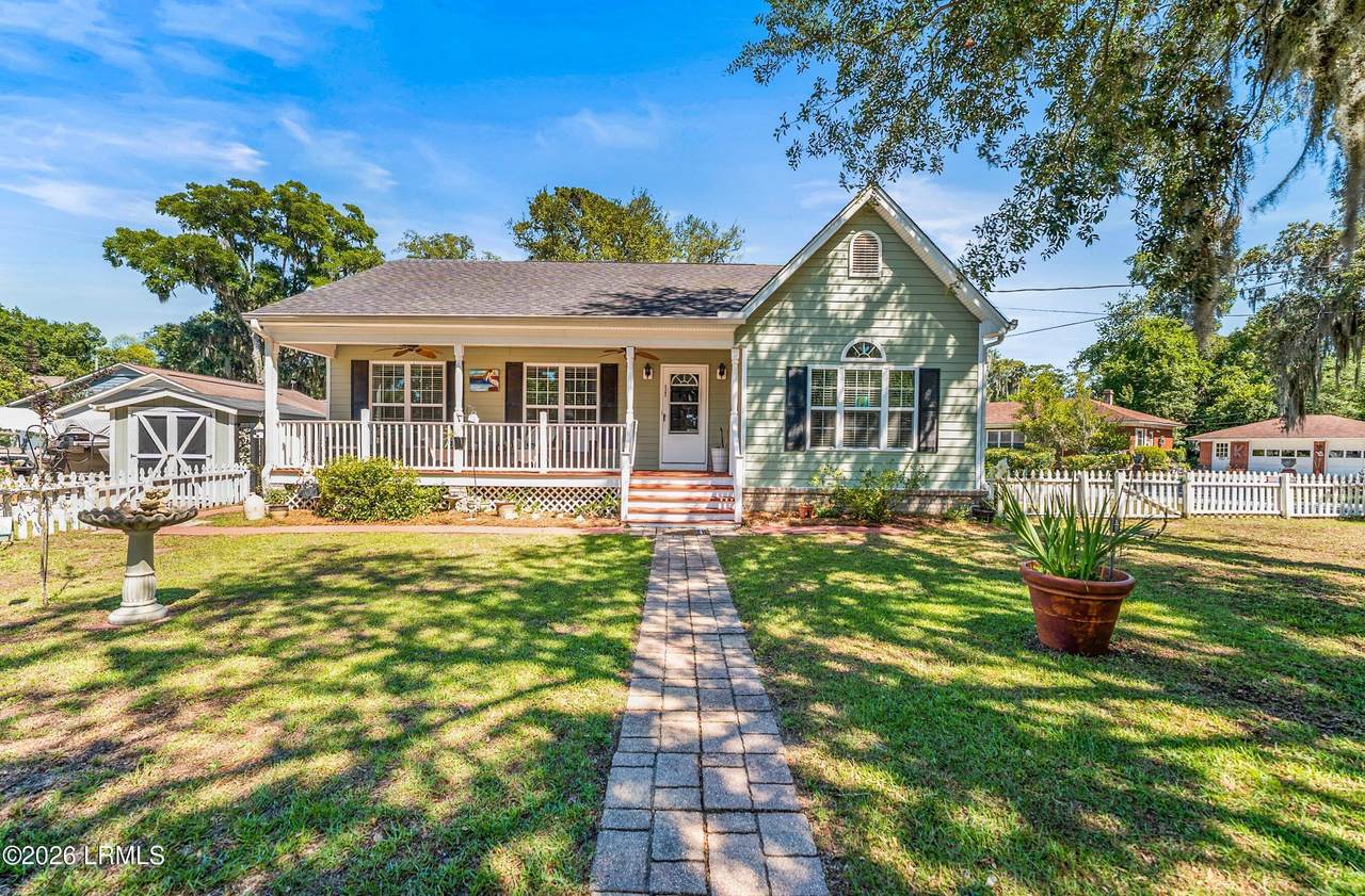 2101 Wilson Drive - Photo 1