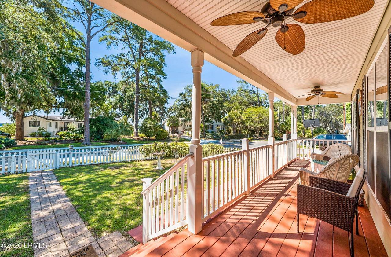 https://bt-photos.global.ssl.fastly.net/beaufortsc/1280_boomver_1_196712-2.jpg