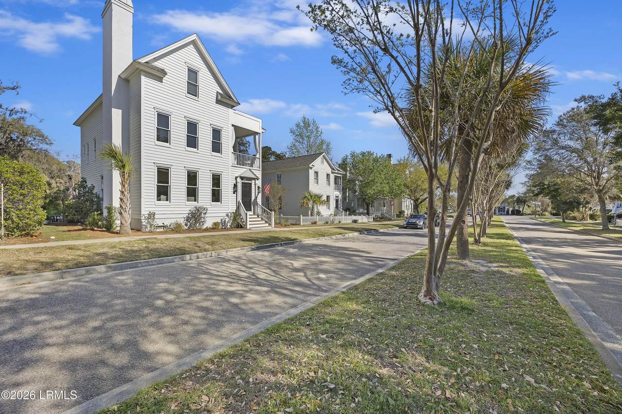 https://bt-photos.global.ssl.fastly.net/beaufortsc/1280_boomver_1_196766-2.jpg