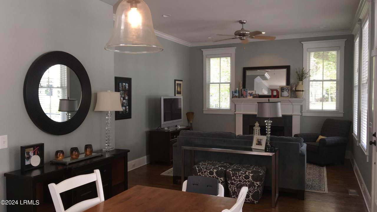 https://bt-photos.global.ssl.fastly.net/beaufortsc/1280_boomver_1_196849-2.jpg