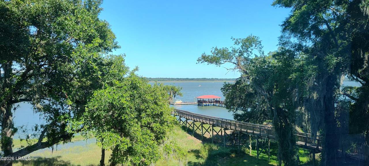 11 Riverwind Drive - Photo 1
