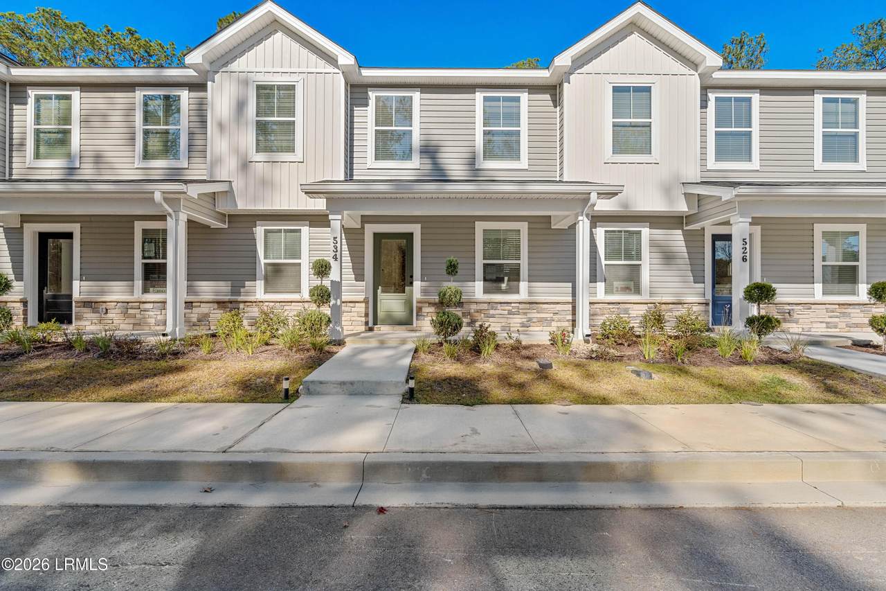 534 Royal Road - Photo 1