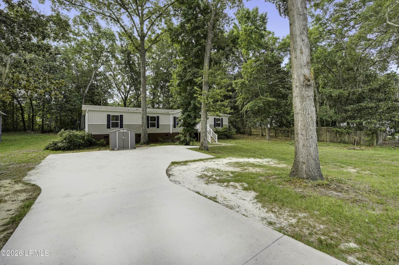 https://bt-photos.global.ssl.fastly.net/beaufortsc/1280_boomver_1_197097-2.jpg