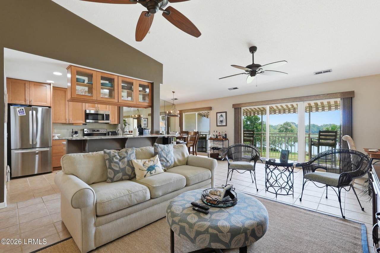 8 Braddock Bluff Drive - Photo 1