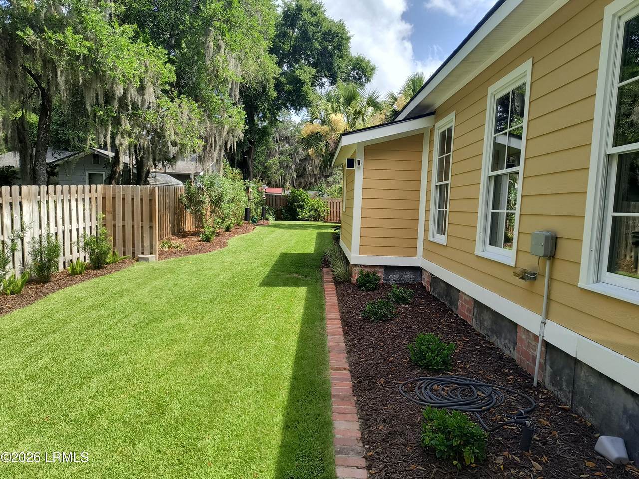 https://bt-photos.global.ssl.fastly.net/beaufortsc/1280_boomver_1_197135-2.jpg