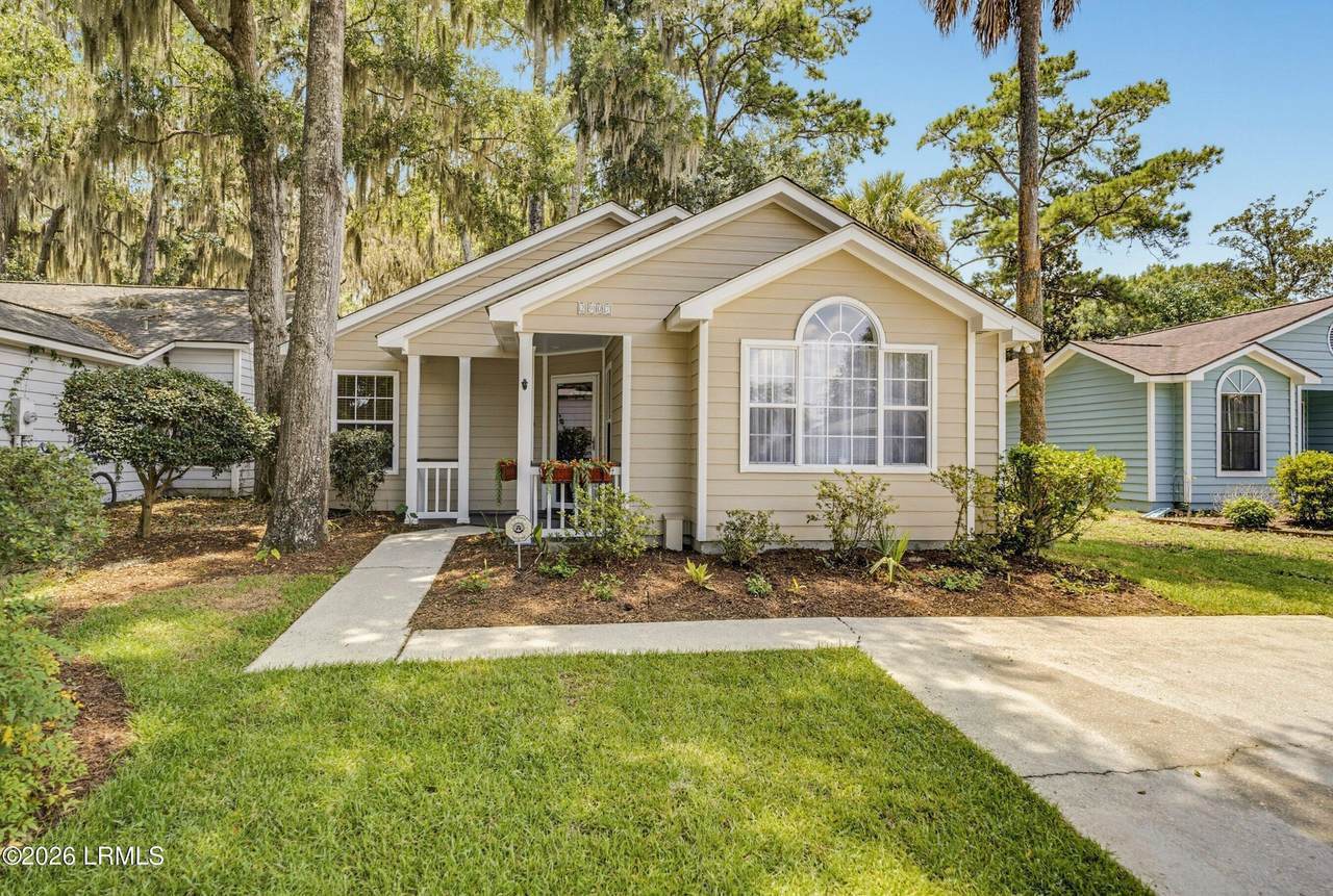 2907 Waters Edge Court - Photo 1
