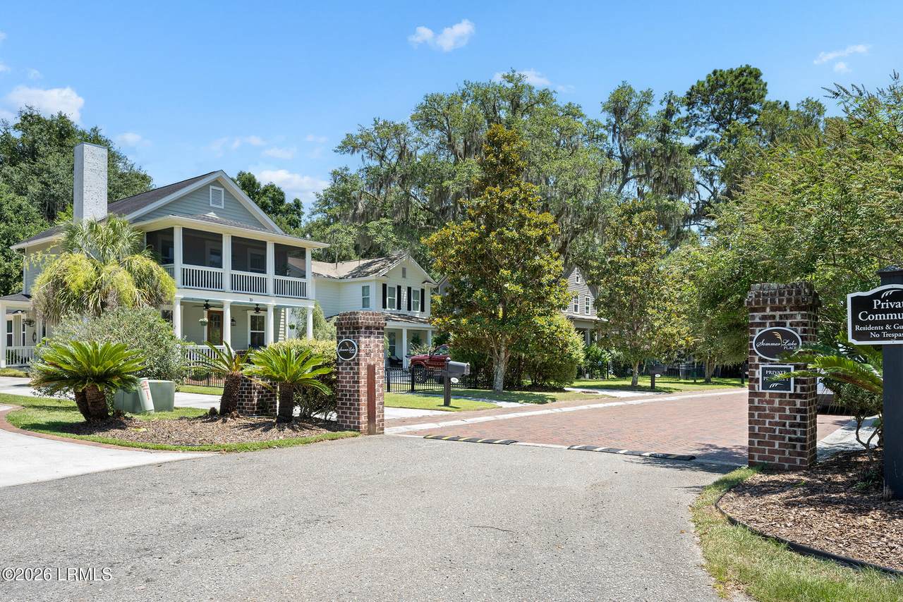https://bt-photos.global.ssl.fastly.net/beaufortsc/1280_boomver_1_197178-2.jpg