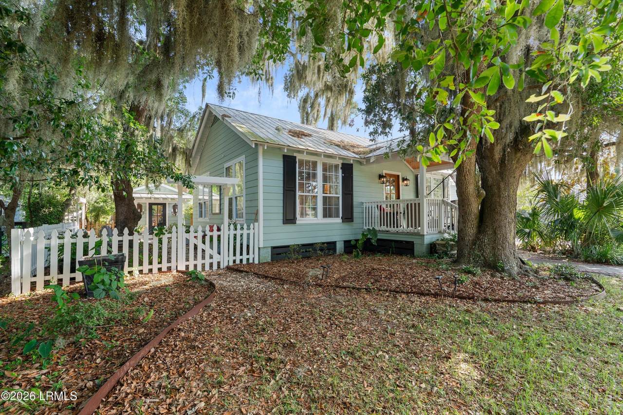 https://bt-photos.global.ssl.fastly.net/beaufortsc/1280_boomver_2_197236-2.jpg