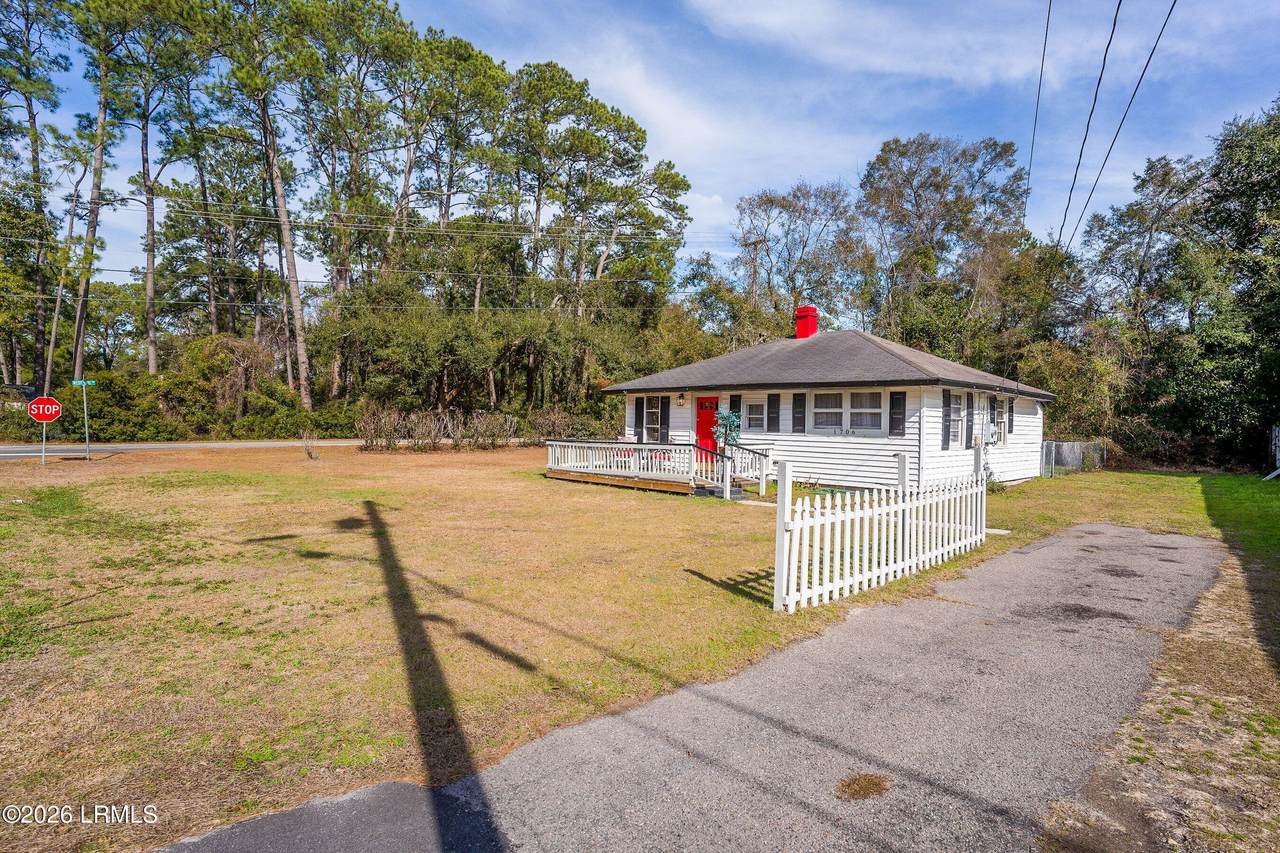 https://bt-photos.global.ssl.fastly.net/beaufortsc/1280_boomver_1_197267-2.jpg