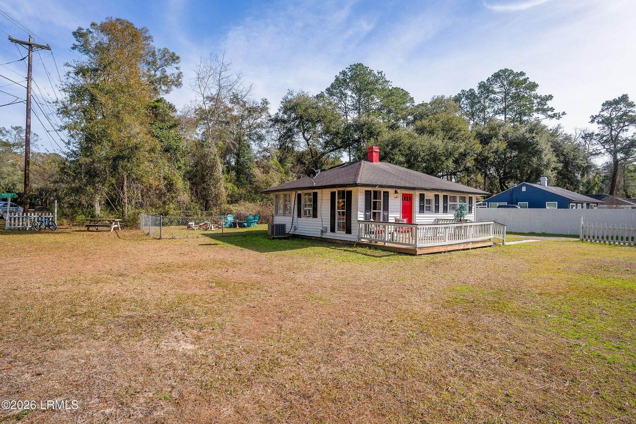 https://bt-photos.global.ssl.fastly.net/beaufortsc/1280_boomver_1_197267-2.jpg