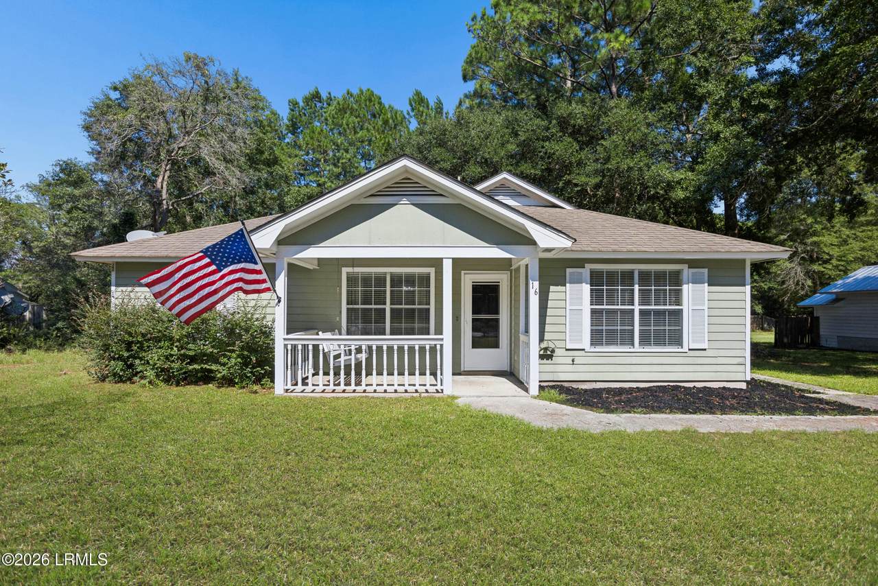 16 Robin Way - Photo 1