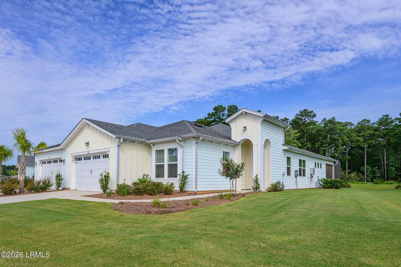 3096 Shoreside Drive - Photo 1
